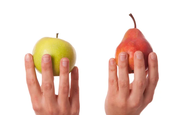 Comparaison des pommes et des poires — Photo