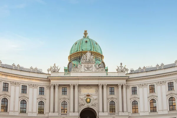 Punkt Orientacyjny Michaelertor Wiedniu Austria Piękne Miejsce Turystyczne Centrum Miasta — Zdjęcie stockowe