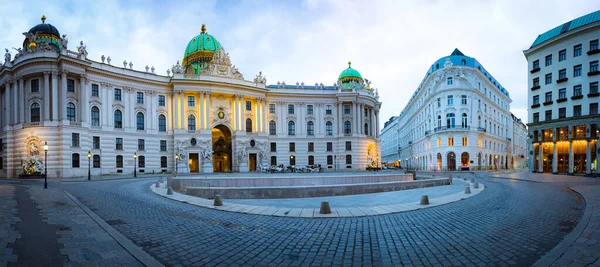 Punkt Orientacyjny Michaelertor Wiedniu Austria Panorama Pięknego Miejsca Turystycznego Michaelerplatz — Zdjęcie stockowe