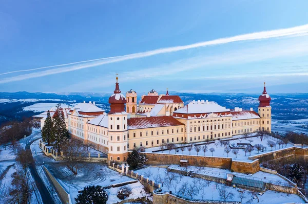 Wachau 'daki Gottweig Manastırı. Avusturya 'nın güneyinde, Avrupa' da kışın güzel bir dönüm noktası.
