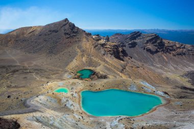 Zümrüt Gölleri. Tongariro Yeni Zelanda 'nın kuzey adasından geçiyor..