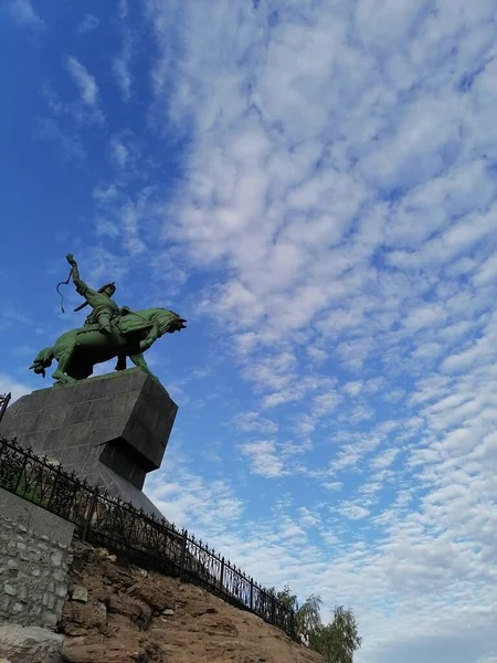 Monument Bashkir National Hero Salavat Yulaev Ufa — Stock Photo, Image