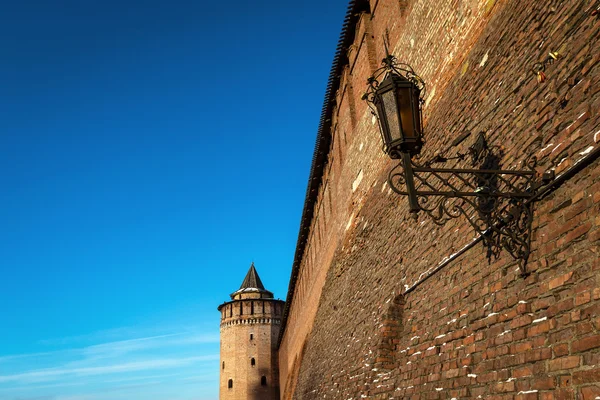 Kolomna Kremlin duvarları