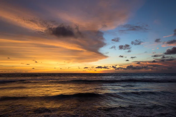 Denizde gün batımı