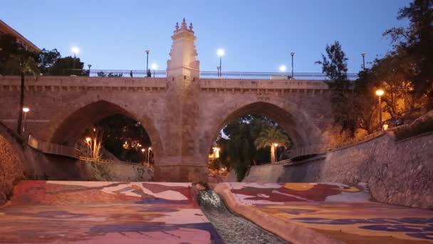 Crepúsculo Virgin Punte na cidade de Elche — Vídeo de Stock