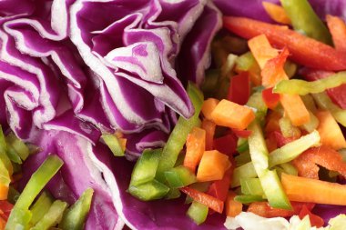 Karışık salata Julienne kesilmiş şeritler