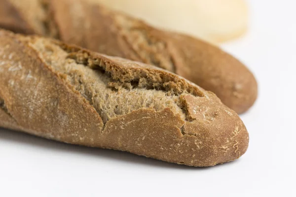 Tarafsız bir arka plan üzerinde tava