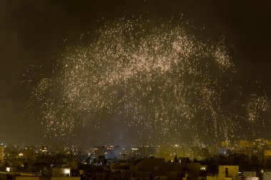 Alborada havai fişek ücrete bir saat Elche şehir içinde.