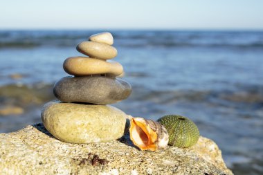 Zen sembolü taşlarla