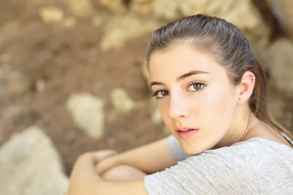 Portrait of teenage girl with natural light — Stock Photo, Image