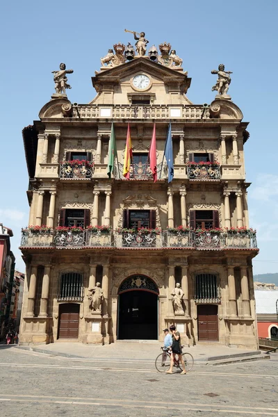 Pamplona radnice náměstí — Stock fotografie