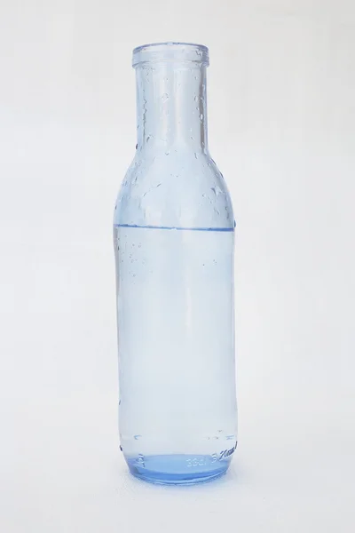 Botella de agua completa — Foto de Stock