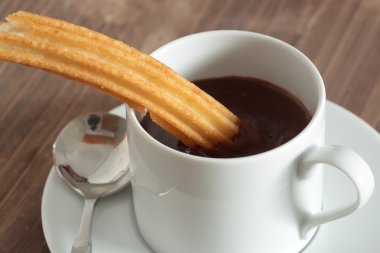 fincan sıvı çikolata ve tatlıları