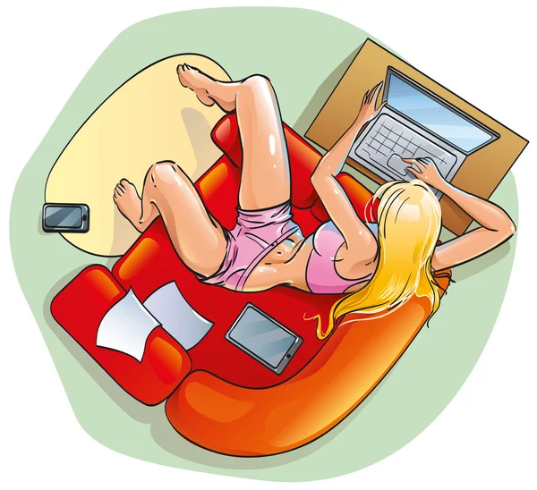 Sexy fille blonde assise sur une chaise rouge et dactylographiant, travaillant sur un ordinateur portable proche des smartphones et tablettes, vecteur — Image vectorielle