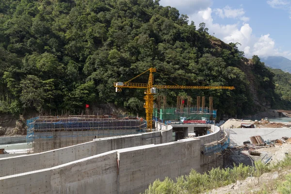 Stavba vodní elektrárny, Annapurnský kraj — Stock fotografie