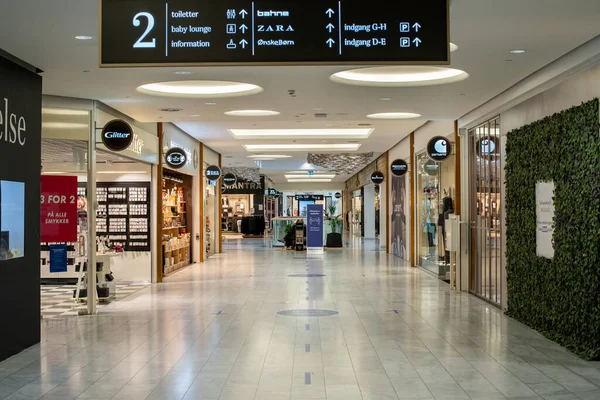 Centro comercial Fisketorvet en Copenhague, Dinamarca — Foto de Stock