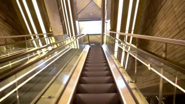 Estación de metro de Copenhague — Vídeo de stock