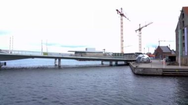 Kopenhag, Danimarka 'da İç Liman yaya ve bisikletçi köprüsü