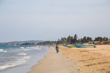 Trincomalee, Sri Lanka 'daki kum plajı.