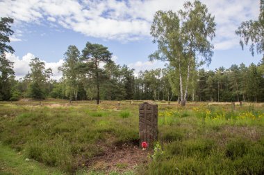 Sovyet savaş mezarlığı