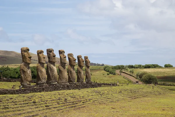 Ahu Akivi en la Isla de Pascua — Foto de Stock