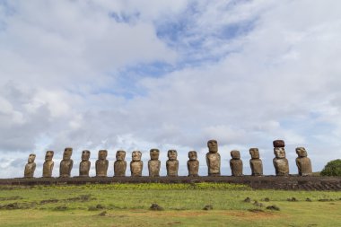 Ahu Tongariki Paskalya Adası