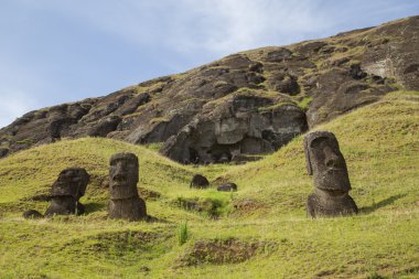 Paskalya Adası Rano Raraku taş ocağı