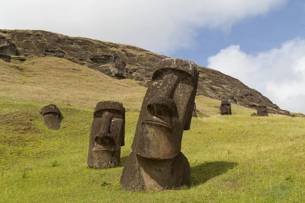 Carrière de pierre Rano Raraku sur l'île de Pâques — Photo