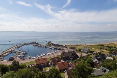 Kyrkbacken harbor Island Ven üzerinde