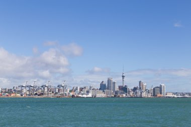 Devonport görülen Auckland manzarası