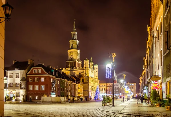 Rådhuset Poznans Gamla Stadskärna — Stockfoto