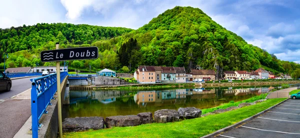 Fransa, Clerval yakın