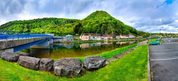 Fransa, Clerval yakın