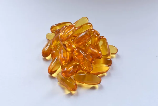 Vitamine Cholécalciférol Dans Les Capsules Huile Olive Sur Fond Blanc — Photo