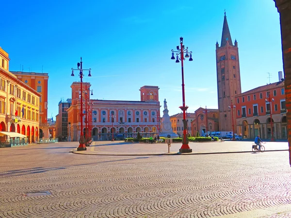 Piazza Saffitól, Forli, Emilia Romagna, Olaszország — Stock Fotó