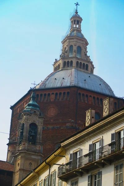 Θόλο του καθεδρικού ναού της Παβία, Λομβαρδία, Ιταλία — Φωτογραφία Αρχείου
