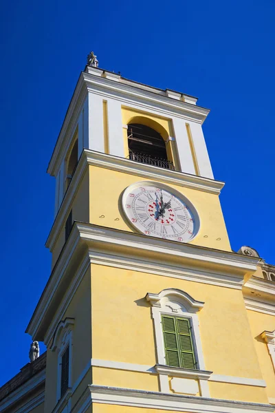공작 궁전의 시계탑 — 스톡 사진