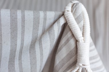 dinlenmek ve izole bir beyaz arka plan üzerinde seyahat bir hamak