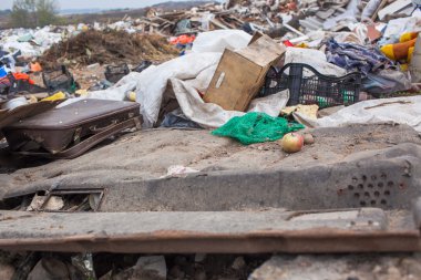 Rusya - 18 Ekim 2015: depolama. Çöp. Belediye katı atık ve yemek atıkları