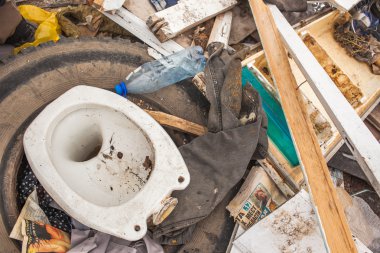 Rusya - 18 Ekim 2015: depolama. Çöp. Belediye katı atık ve yemek atıkları