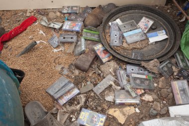 Rusya - 18 Ekim 2015: depolama. Çöp. Belediye katı atık ve yemek atıkları