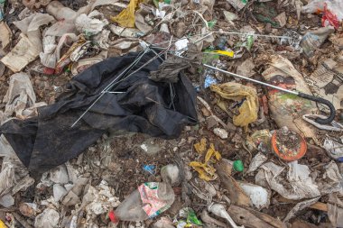 Rusya - 18 Ekim 2015: depolama. Çöp. Belediye katı atık ve yemek atıkları