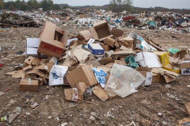 Rusya - 18 Ekim 2015: depolama. Çöp. Belediye katı atık ve yemek atıkları