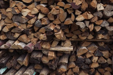 Rusya - 10 Aralık 2015: eski yıpranmış ev