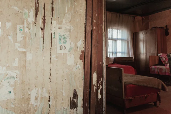 러시아-2015 년 12 월 10 일: 오래 된 낡은 집 — 스톡 사진