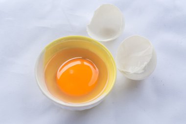 yumuşak zemin üzerinde besin yumurta