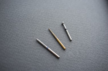 Farklı diş bur araçları yakın çekim