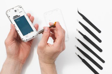 Özel araçlarıyla sökülmesi Smartphone