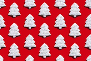 beyaz xmas ağaç desenli kırmızı dikişsiz arkaplan