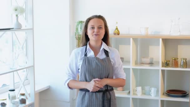 Різдвяна пекарня жіночий кулінарний блог щасливий — стокове відео